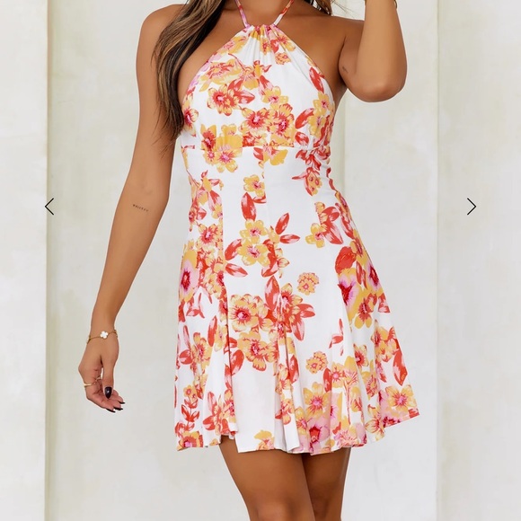 Hello Molly Dresses & Skirts - NWT Hello Molly Springtime Flings Halter Mini Dress in Pink and Yellow - Size L